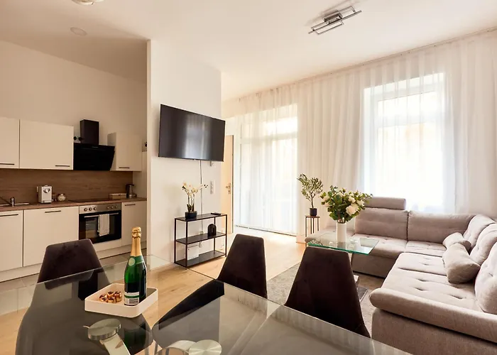 Melody - Modern & Spacious With Terrace