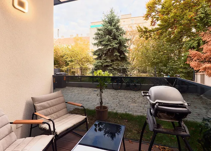 Melody - Modern & Spacious With Terrace Aparthotel 4*