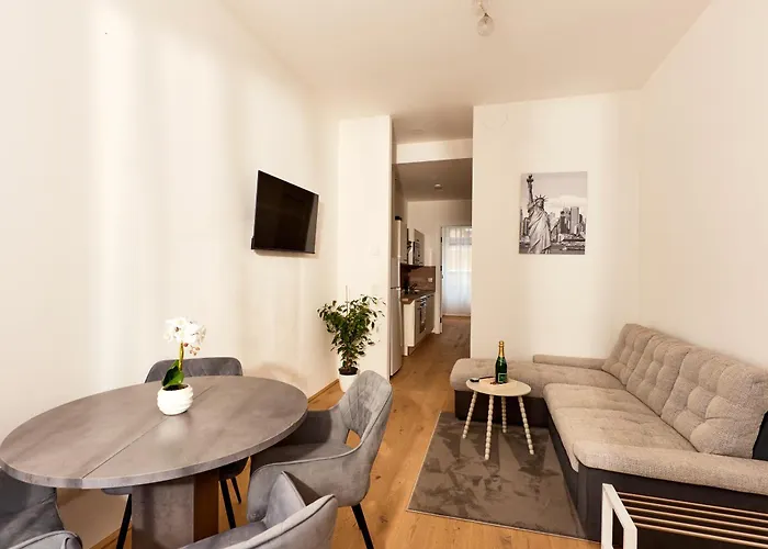 Melody - Modern & Spacious With Terrace 4*
