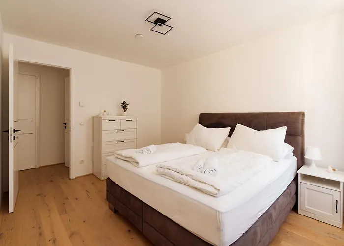 Aparthotel Melody - Modern & Spacious With Terrace 4*
