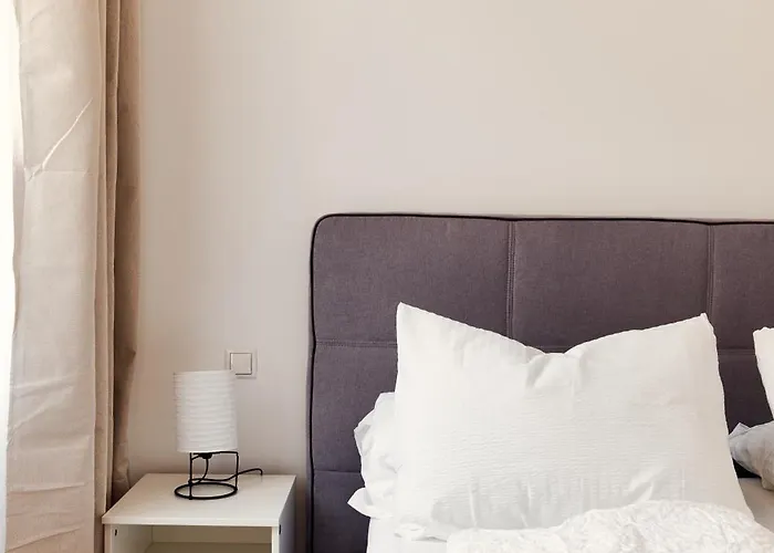 Aparthotel Melody - Modern & Spacious With Terrace