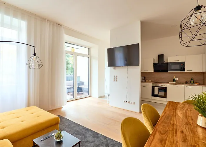 Melody - Modern & Spacious With Terrace Aparthotel 4*