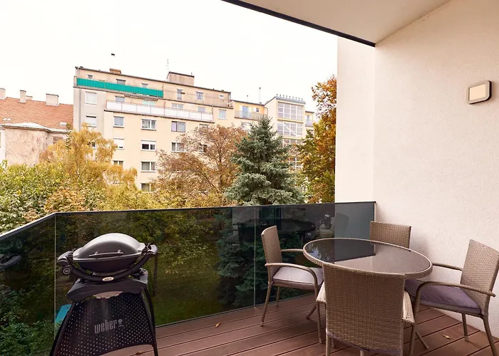 Aparthotel Melody - Modern & Spacious With Terrace