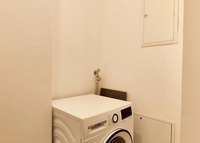 Melody - Modern & Spacious With Terrace 4*