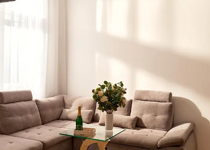 Aparthotel Melody - Modern & Spacious With Terrace
